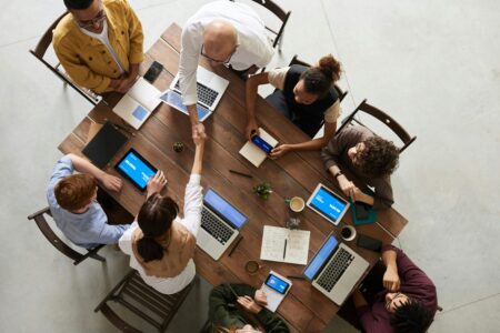 O futuro dos escritórios de advocacia depende da inovação e tecnologia. Marina Feferbaum